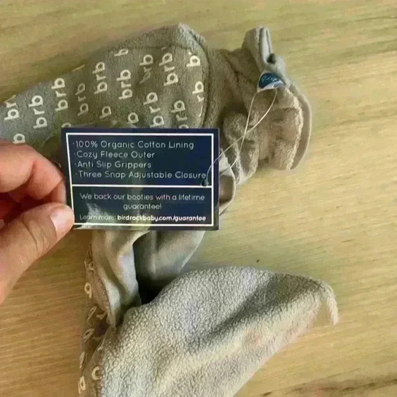 NWT Bird Rock Baby fleece booties size 18-24months - Picture 2 of 3